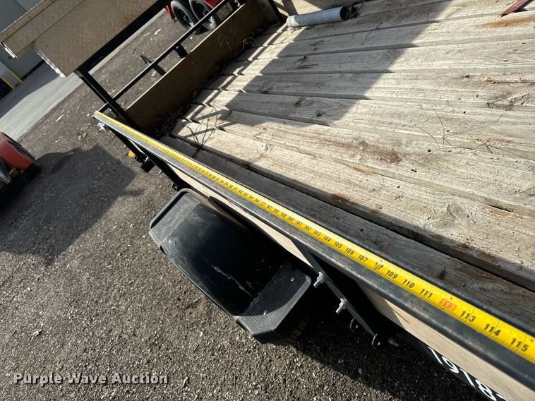 image for item EG6846 2018 Karavan utility trailer