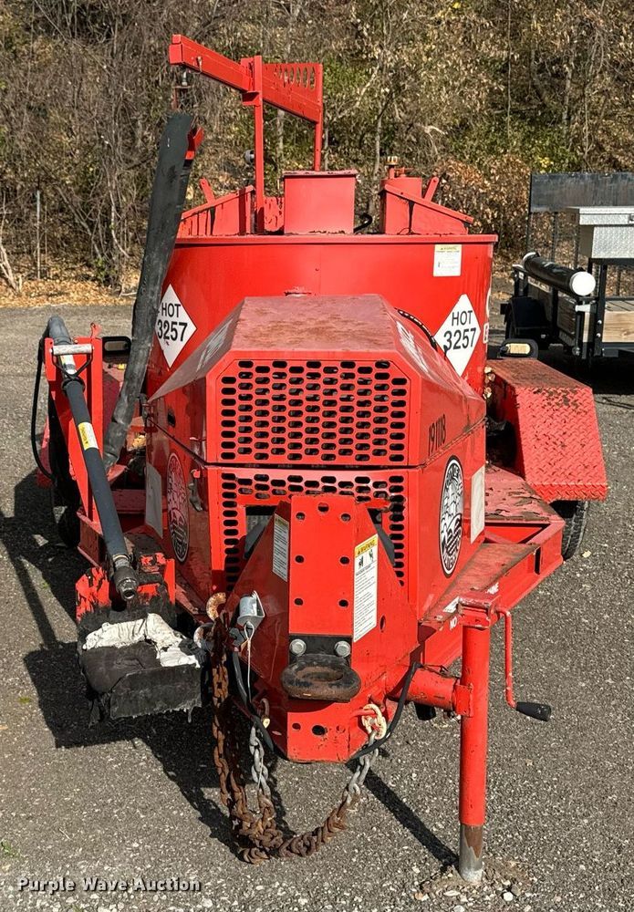 image for item EG6847 2011 Crafco EZ 1000EB melter applicator