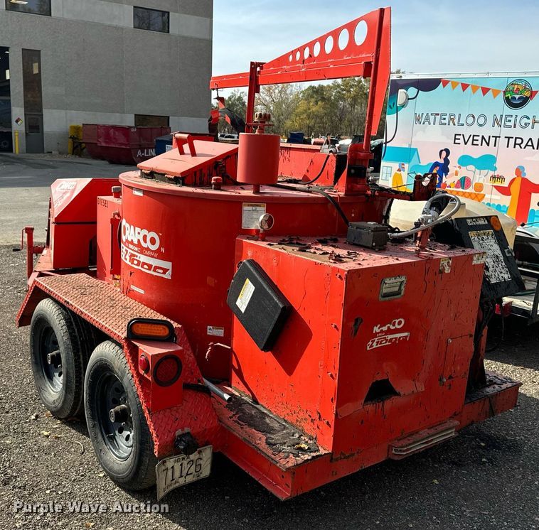 image for item EG6847 2011 Crafco EZ 1000EB melter applicator