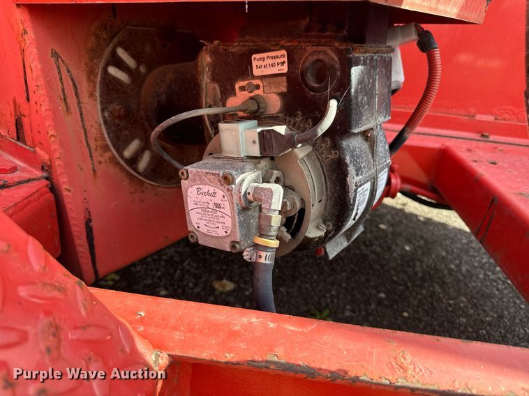 image for item EG6847 2011 Crafco EZ 1000EB melter applicator