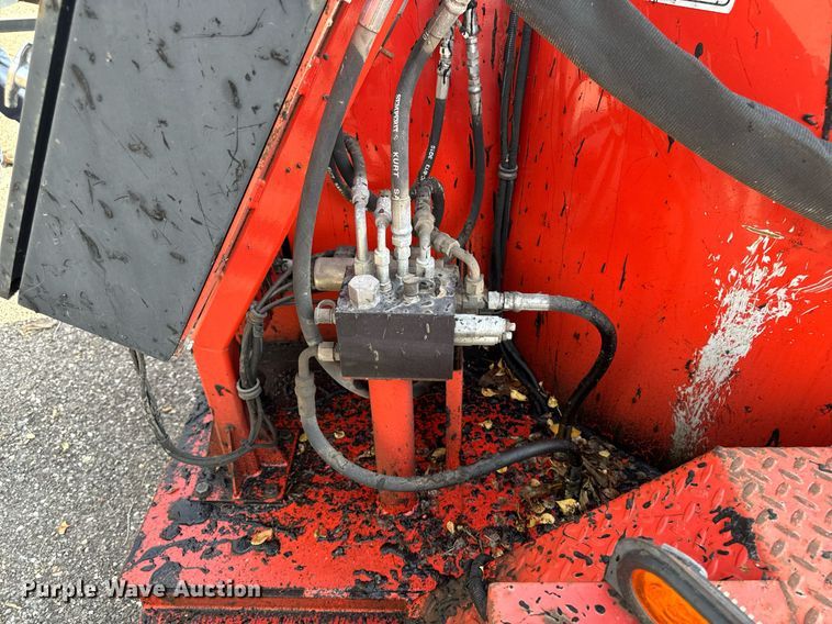 image for item EG6847 2011 Crafco EZ 1000EB melter applicator