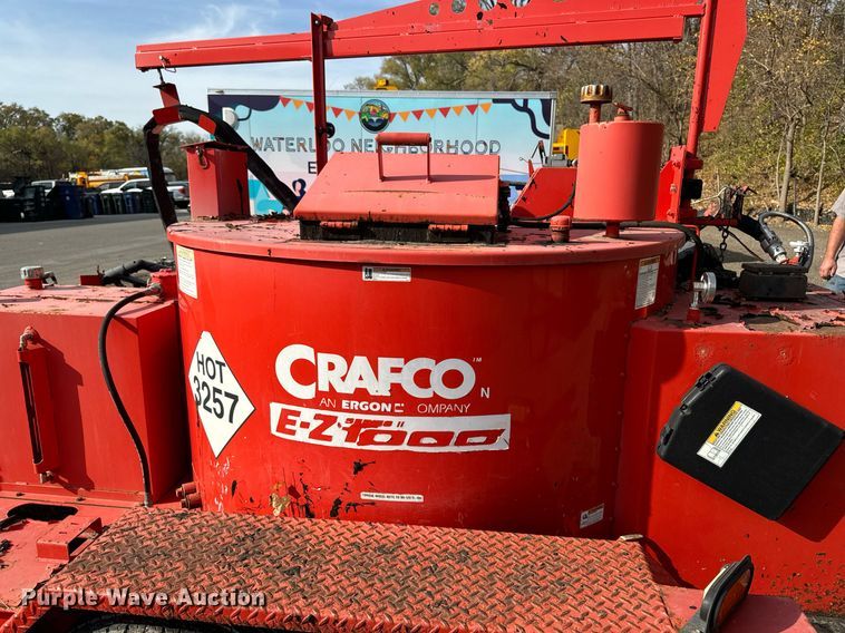 image for item EG6847 2011 Crafco EZ 1000EB melter applicator