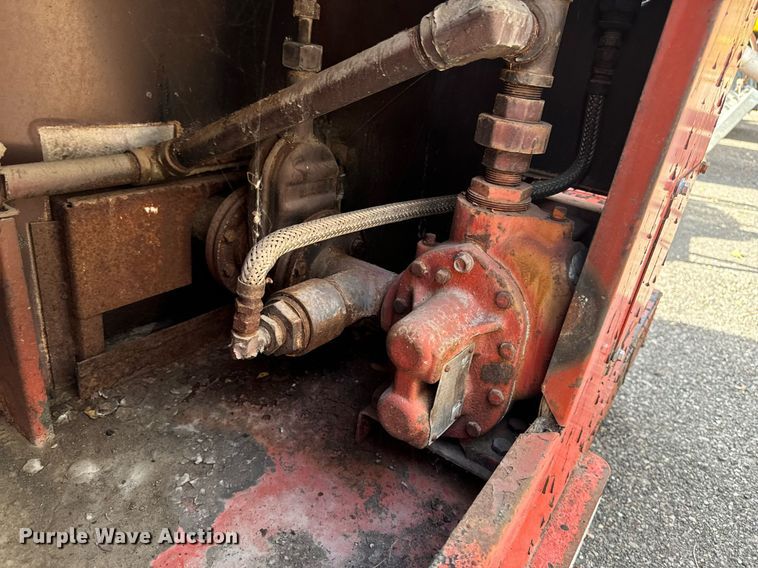 image for item EG6847 2011 Crafco EZ 1000EB melter applicator