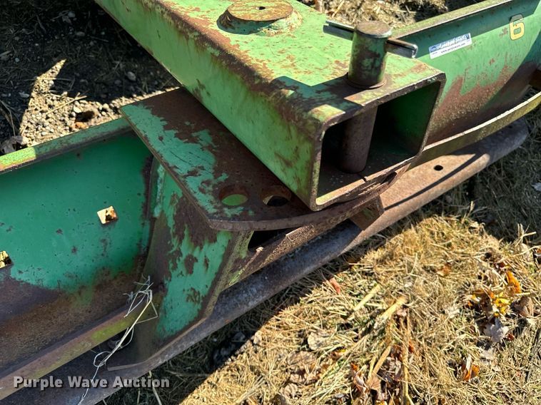 image for item EG6858 John Deere 65 blade