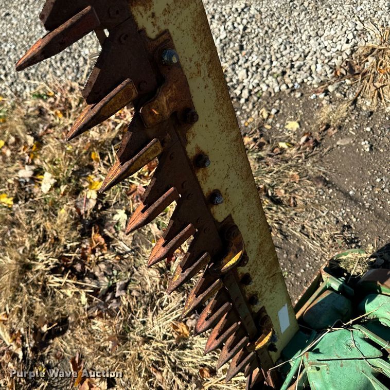 image for item EG6859 John Deere 350 sickle mower