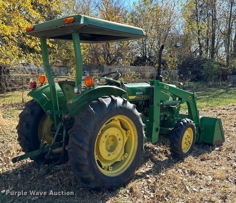 image for item EG6861 John Deere 950 MFWD tractor