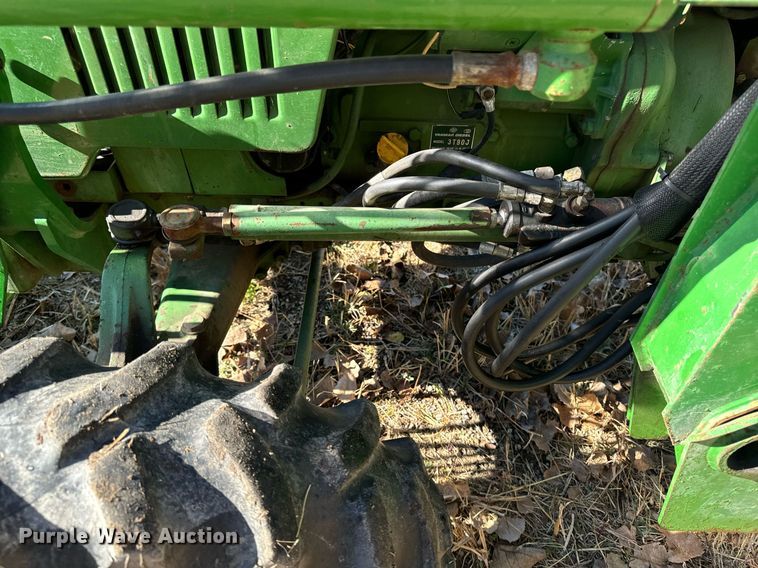 image for item EG6861 John Deere 950 MFWD tractor