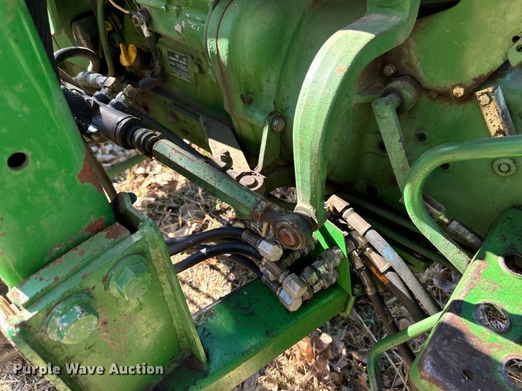 image for item EG6861 John Deere 950 MFWD tractor