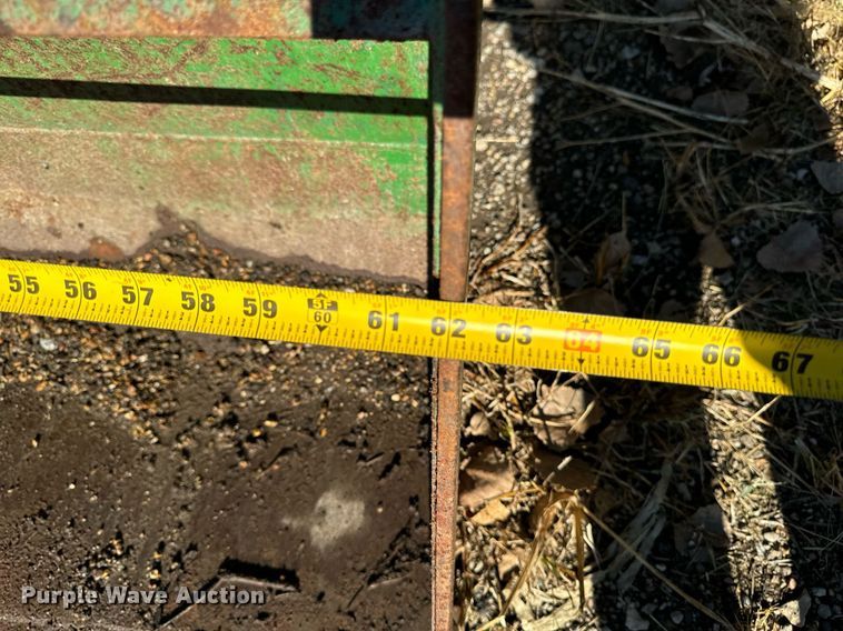 image for item EG6861 John Deere 950 MFWD tractor