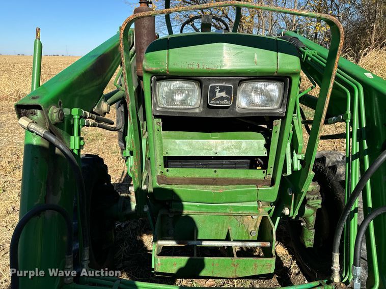 image for item EG6861 John Deere 950 MFWD tractor