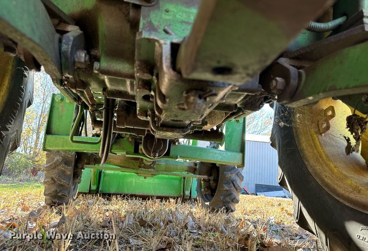 image for item EG6861 John Deere 950 MFWD tractor