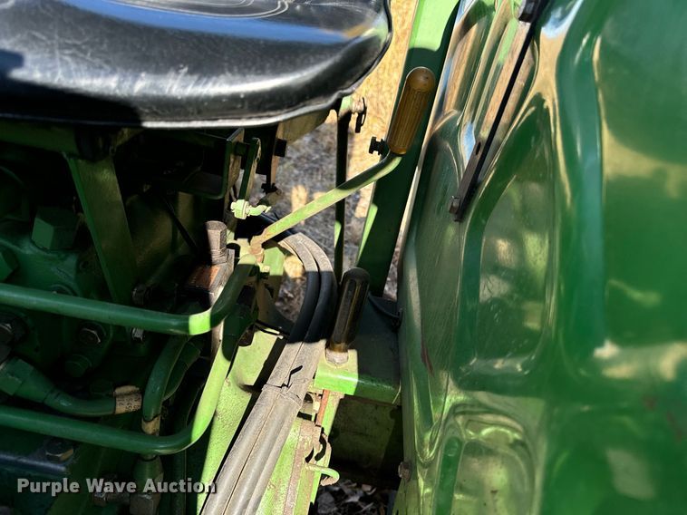 image for item EG6861 John Deere 950 MFWD tractor