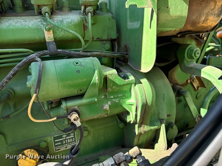 image for item EG6861 John Deere 950 MFWD tractor