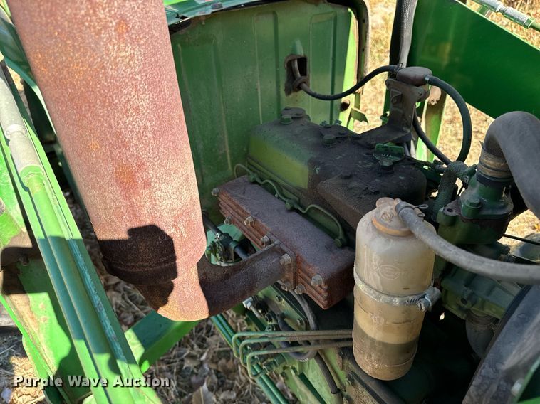 image for item EG6861 John Deere 950 MFWD tractor