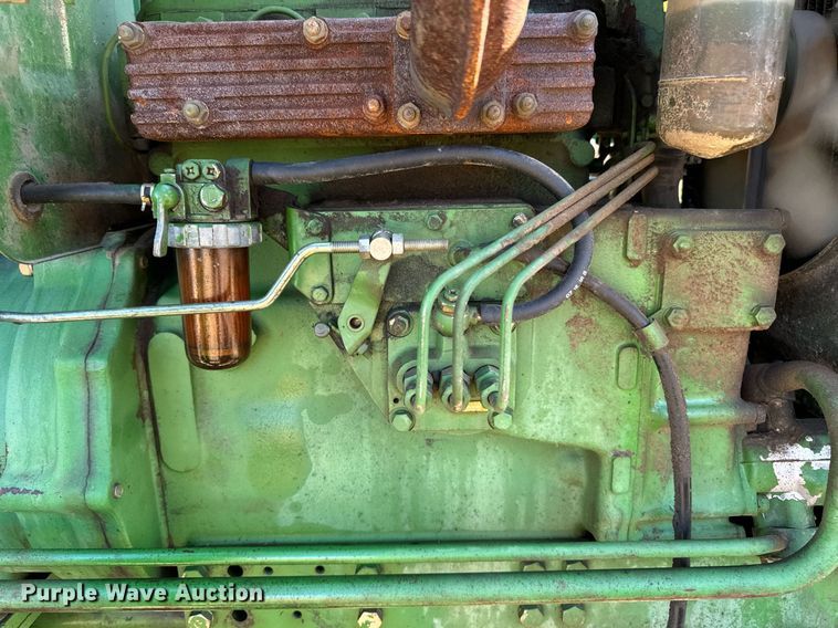 image for item EG6861 John Deere 950 MFWD tractor