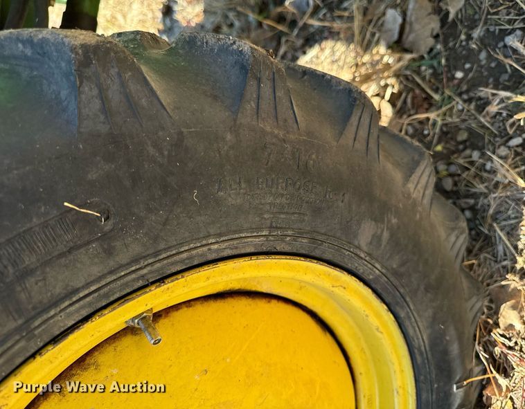 image for item EG6861 John Deere 950 MFWD tractor