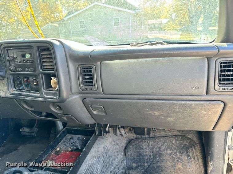 image for item EG6862 2006 Chevrolet Silverado 1500 pickup truck