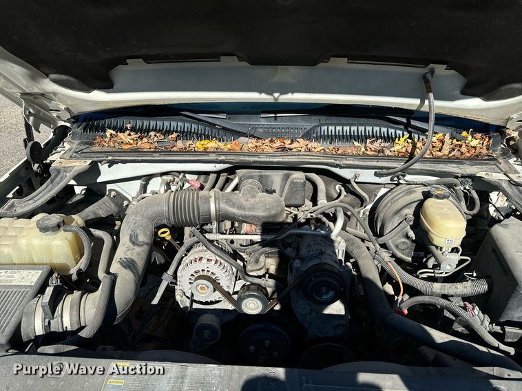 image for item EG6862 2006 Chevrolet Silverado 1500 pickup truck