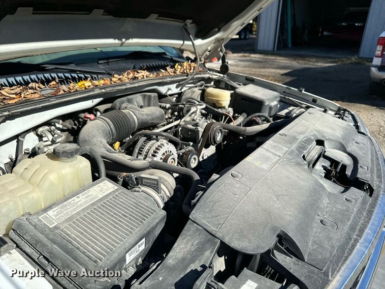 image for item EG6862 2006 Chevrolet Silverado 1500 pickup truck