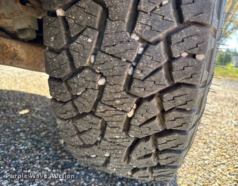 image for item EG6862 2006 Chevrolet Silverado 1500 pickup truck