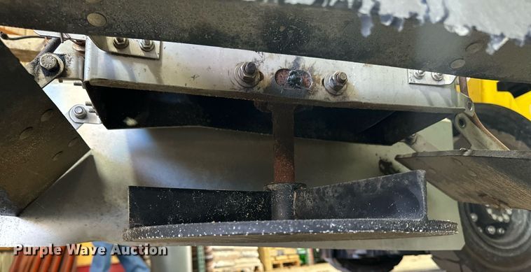 image for item EG6882 Western Icebreaker spreader