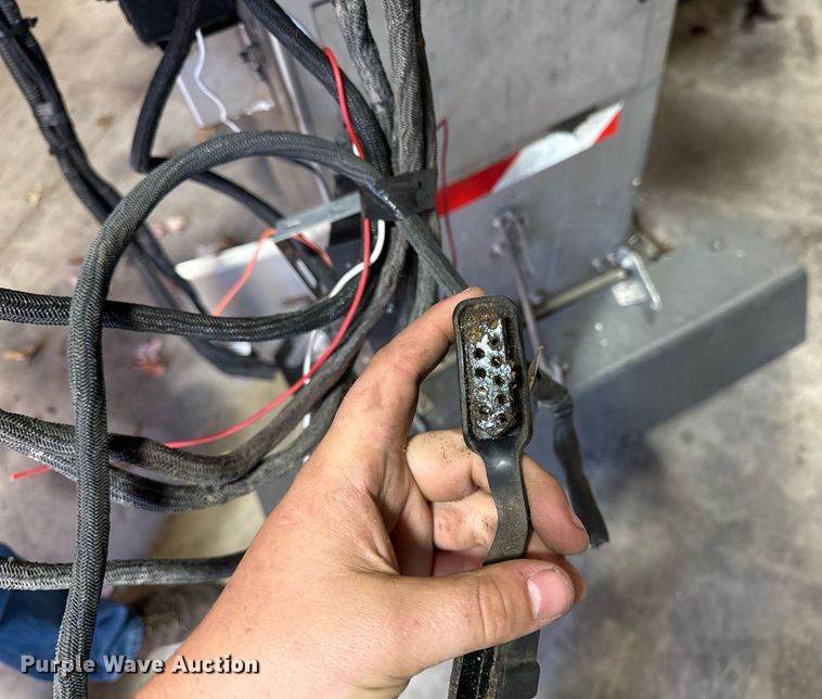 image for item EG6882 Western Icebreaker spreader