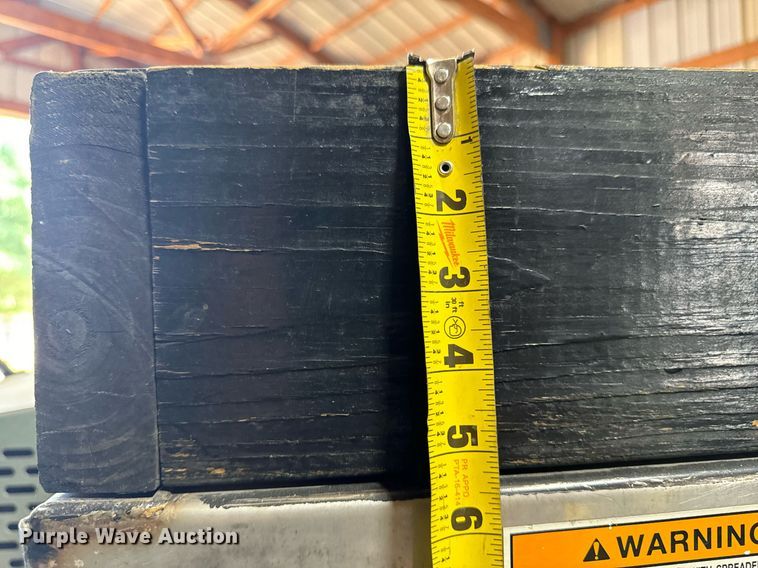 image for item EG6882 Western Icebreaker spreader