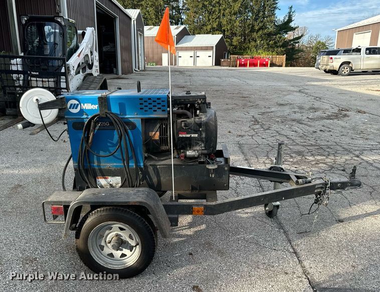 image for item EG6887 Miller Bobcat 225G welder