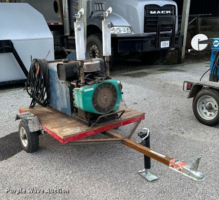 image for item EG6888 Airco Wasp welder/generator