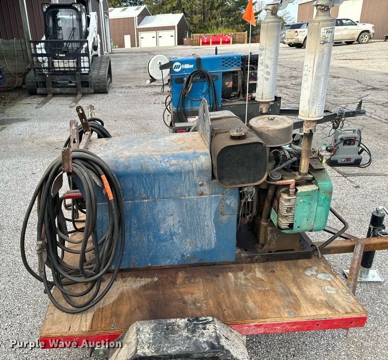 image for item EG6888 Airco Wasp welder/generator