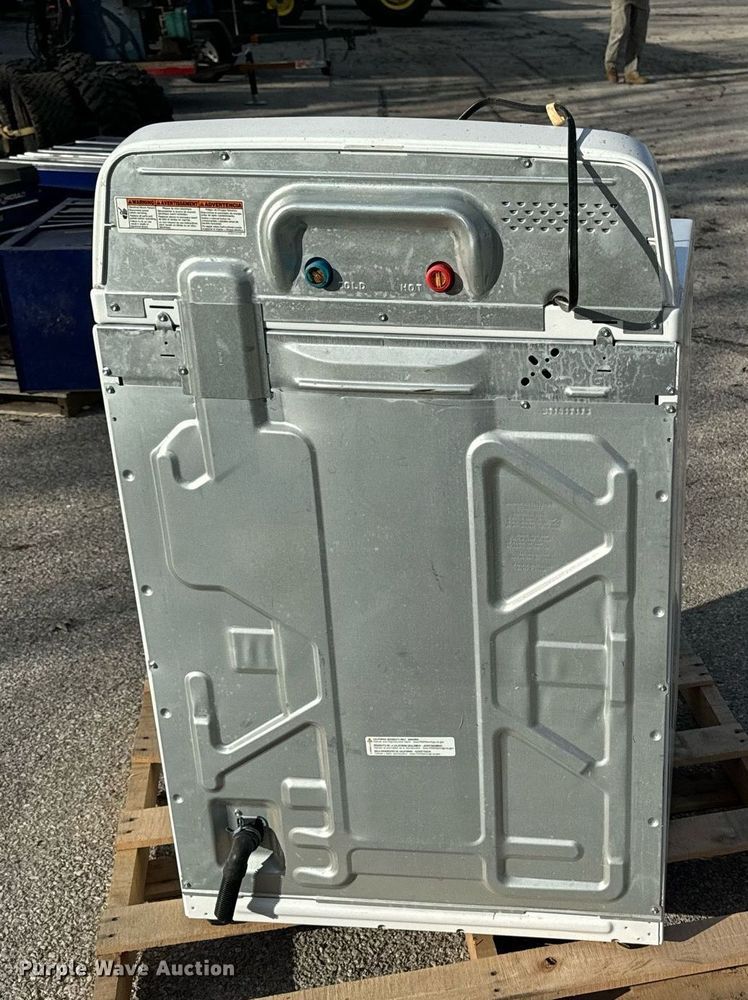 image for item EG6891 Amana NTW4516FW4 washing machine