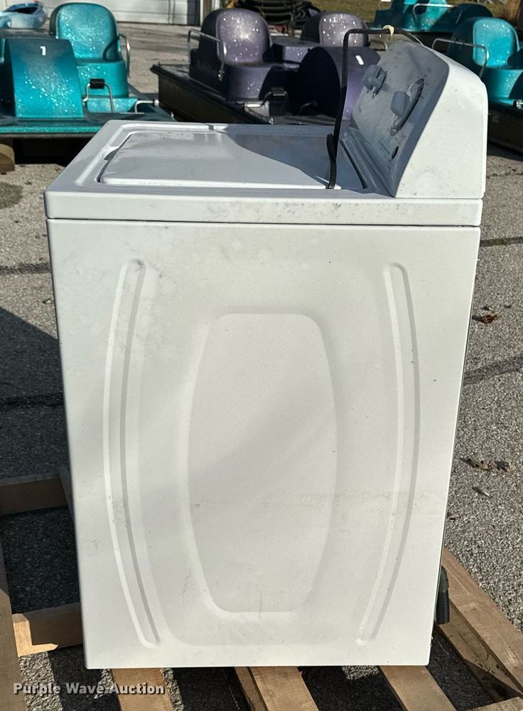 image for item EG6891 Amana NTW4516FW4 washing machine