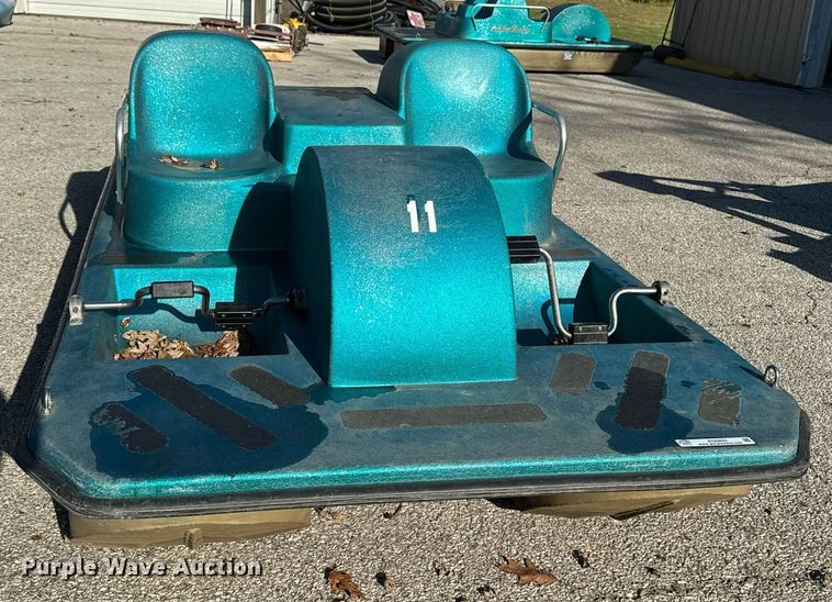 image for item EG6893 2004 Paddle Wheeler PWIR-4 paddle boat