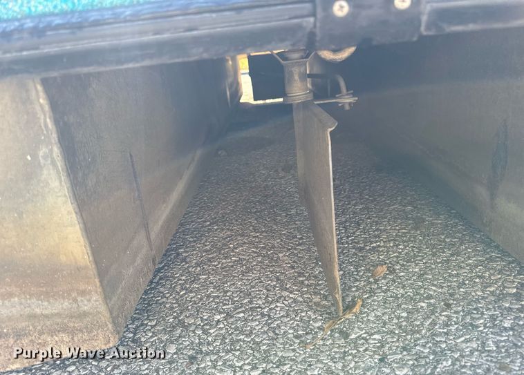 image for item EG6893 2004 Paddle Wheeler PWIR-4 paddle boat