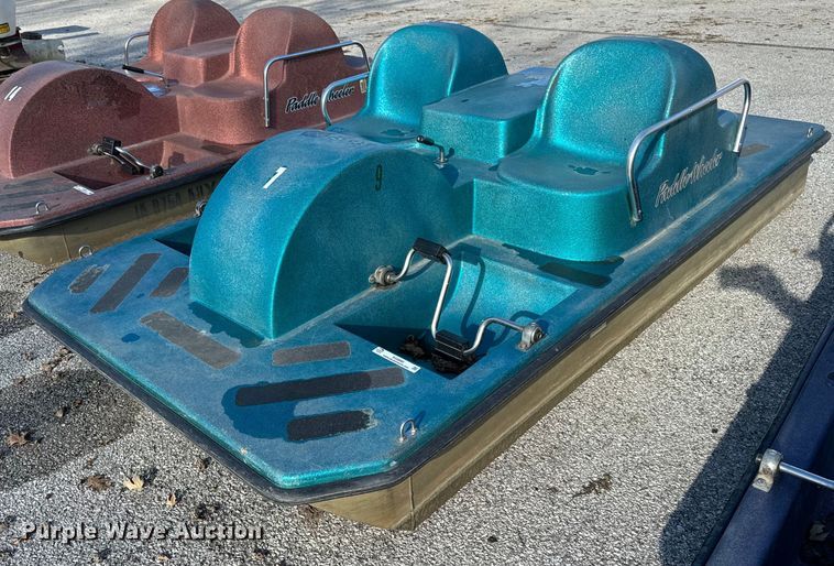 image for item EG6895 2004 Paddle Wheeler PWIR-4 paddle boat