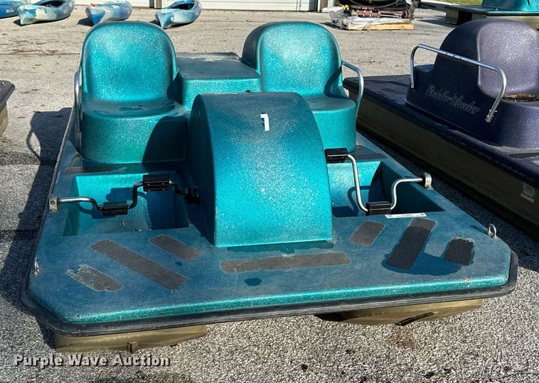 image for item EG6895 2004 Paddle Wheeler PWIR-4 paddle boat