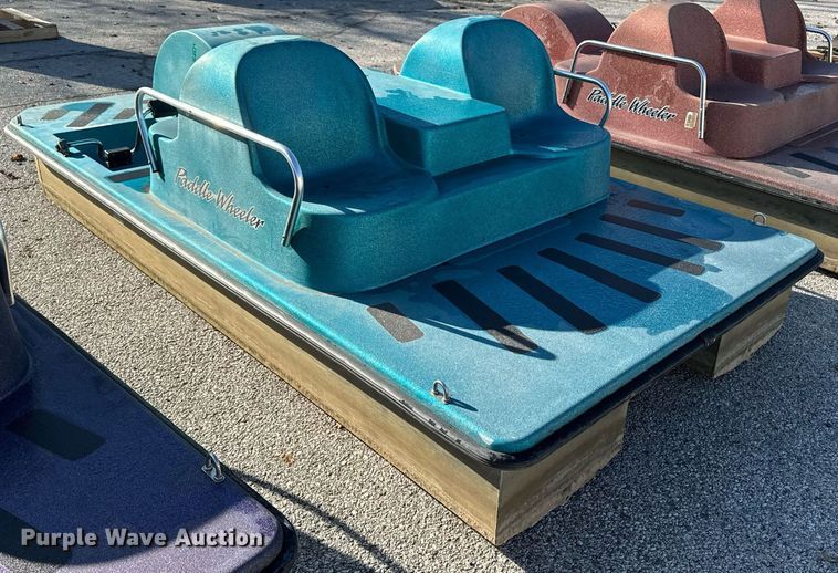 image for item EG6895 2004 Paddle Wheeler PWIR-4 paddle boat