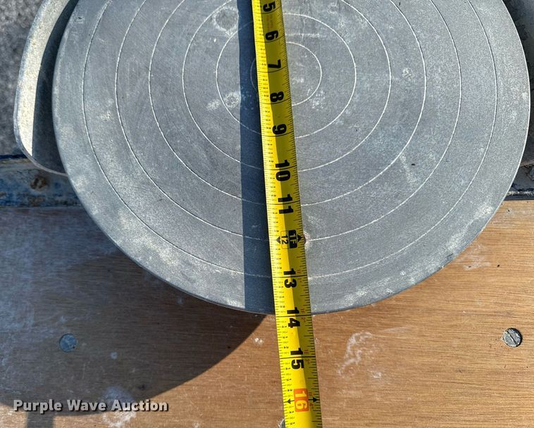 image for item EG6898 Thomas Stuart KW pottery wheel