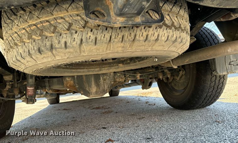 image for item EG6902 2018 Chevrolet Silverado 1500 Crew Cab pickup truck