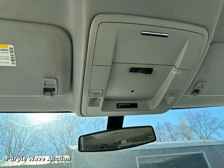 image for item EG6902 2018 Chevrolet Silverado 1500 Crew Cab pickup truck