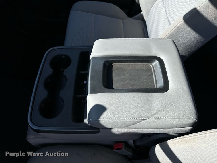 image for item EG6902 2018 Chevrolet Silverado 1500 Crew Cab pickup truck