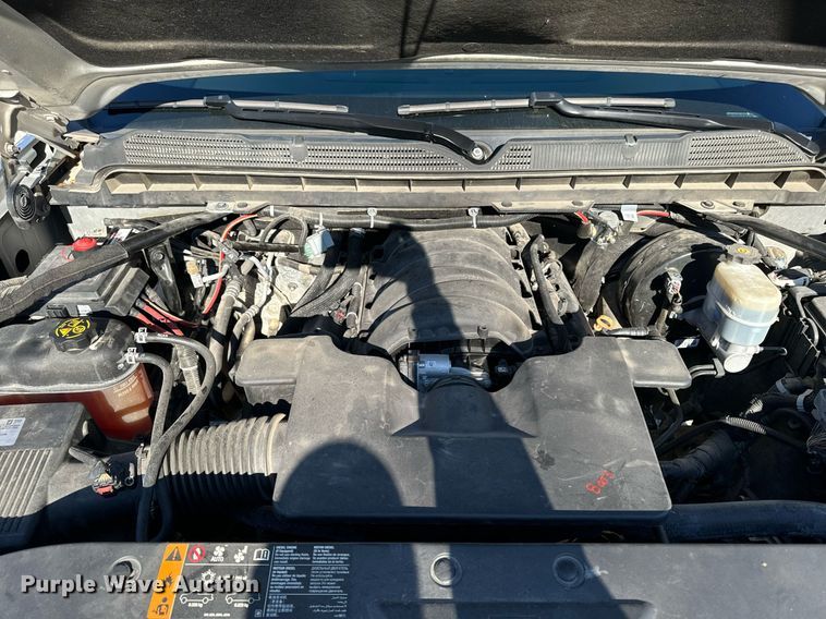 image for item EG6902 2018 Chevrolet Silverado 1500 Crew Cab pickup truck