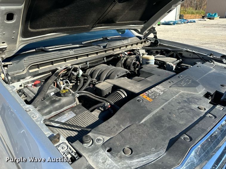 image for item EG6902 2018 Chevrolet Silverado 1500 Crew Cab pickup truck