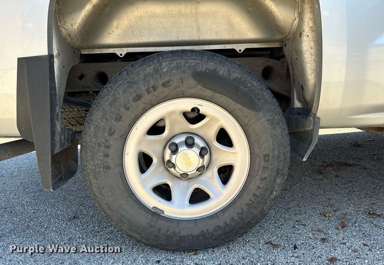 image for item EG6902 2018 Chevrolet Silverado 1500 Crew Cab pickup truck