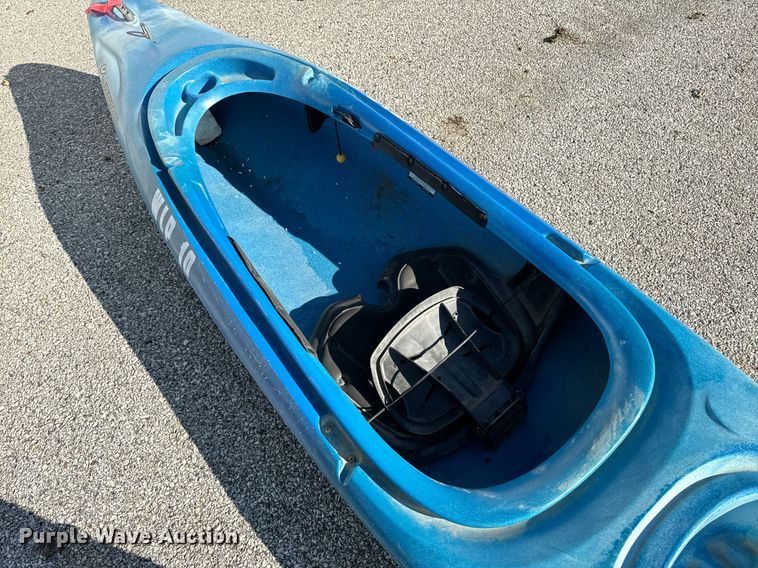 image for item EG6904 (4) Old Town Vapor 10 kayaks