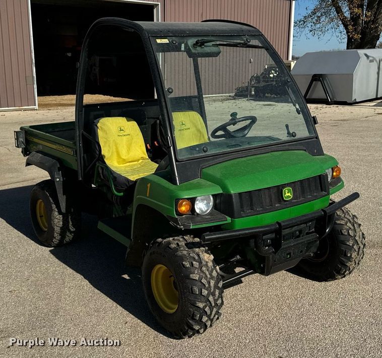 image for item EG6907 2004 John Deere Gator HPX utility vehicle