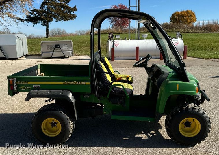 image for item EG6907 2004 John Deere Gator HPX utility vehicle