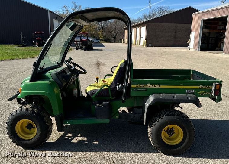 image for item EG6907 2004 John Deere Gator HPX utility vehicle