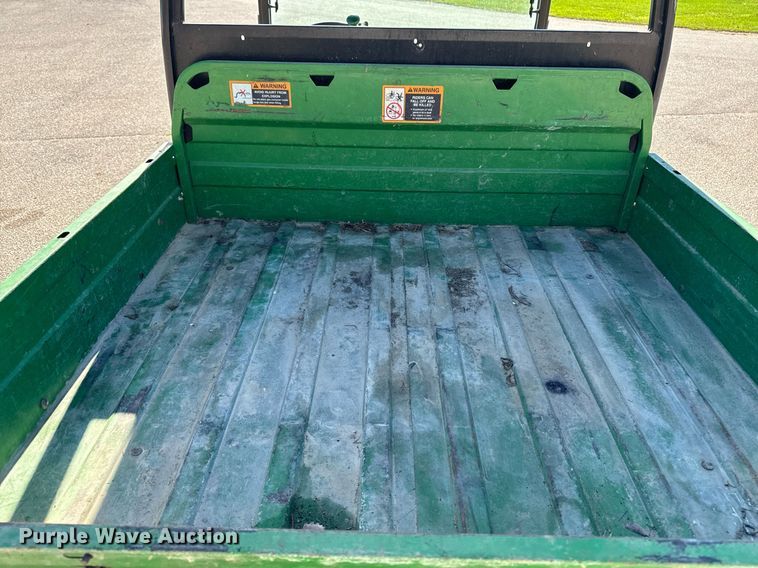 image for item EG6907 2004 John Deere Gator HPX utility vehicle