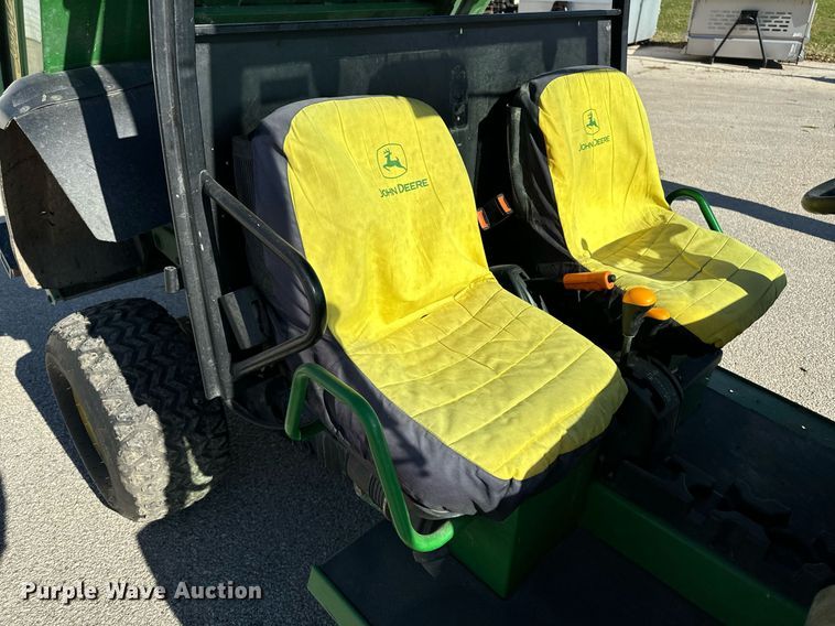 image for item EG6907 2004 John Deere Gator HPX utility vehicle
